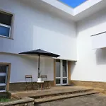 Pensiune Ravda Residence