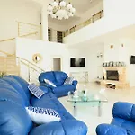 Pensiune Ravda Residence