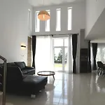 Pensiune Ravda Residence