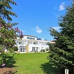 Ravda Residence Къща за гости