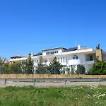 Къща за гости Ravda Residence