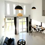 Ravda Residence Къща за гости