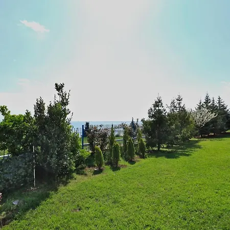 Pensión Ravda Residence