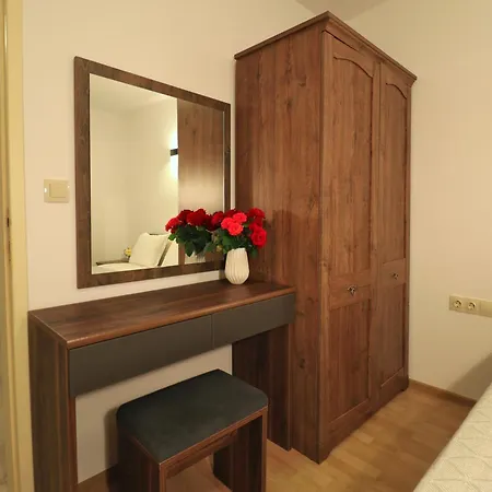 게스트하우스 Ravda Residence