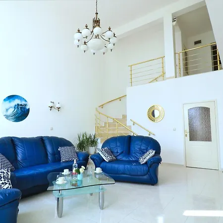 Gasthuis Ravda Residence 4*