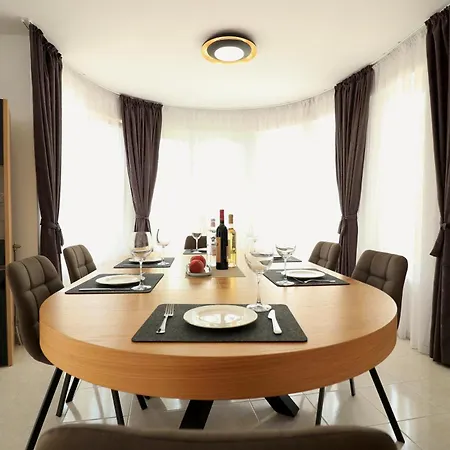 Ravda Residence 4*