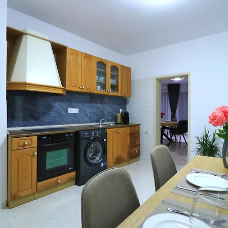 Ravda Residence Gasthuis 4*