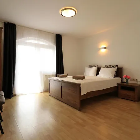 Ravda Residence 招待所