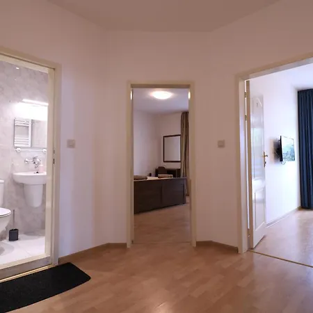 게스트하우스 Ravda Residence