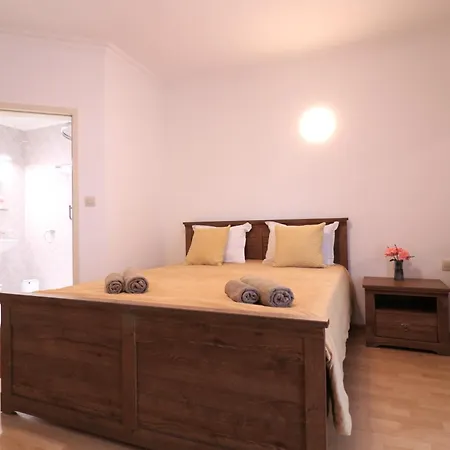 게스트하우스 Ravda Residence 라브다