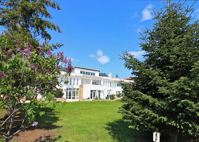 Ravda Residence Guest house