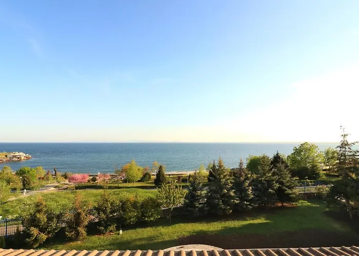 Ravda Residence Guest house