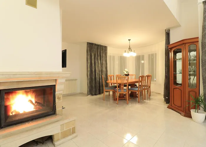 Guest house Ravda Residence 4*