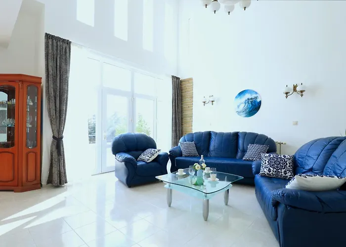 Guest house Ravda Residence