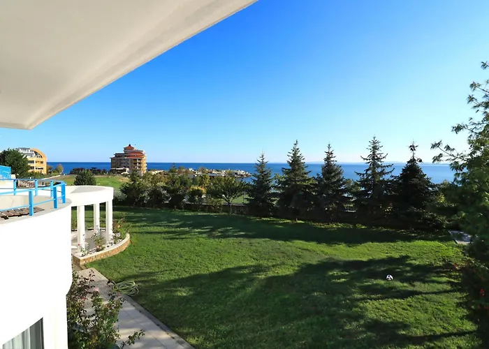 Guest house Ravda Residence